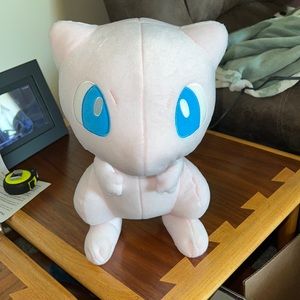 Pokémon Large Mew Plush